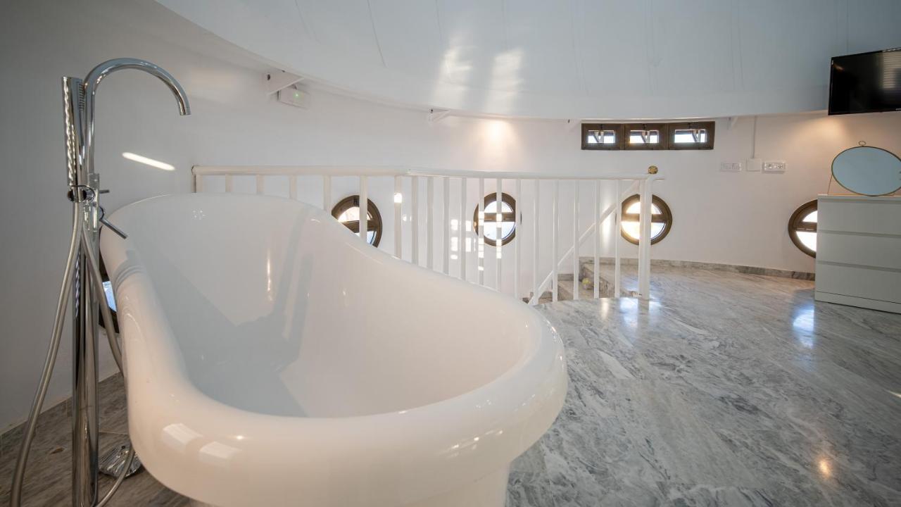 Conjunto De Apartamentos Antiguo Palacio Hotel Paris Huelva Eksteriør bilde
