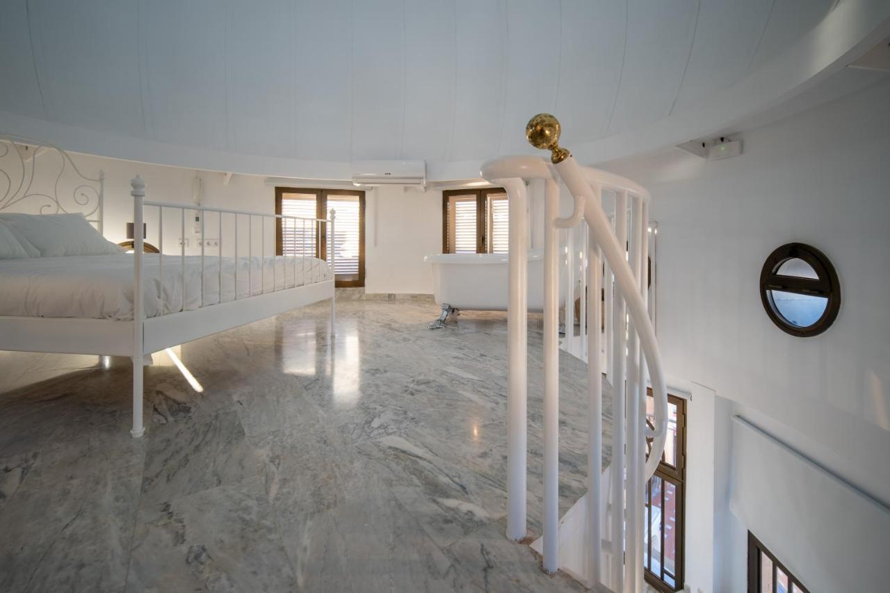 Conjunto De Apartamentos Antiguo Palacio Hotel Paris Huelva Eksteriør bilde
