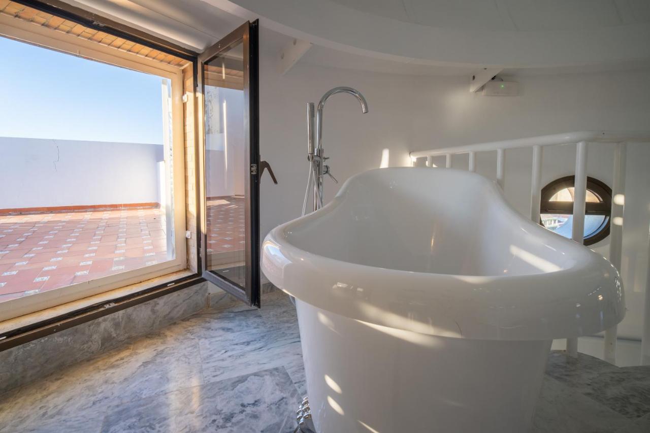 Conjunto De Apartamentos Antiguo Palacio Hotel Paris Huelva Eksteriør bilde