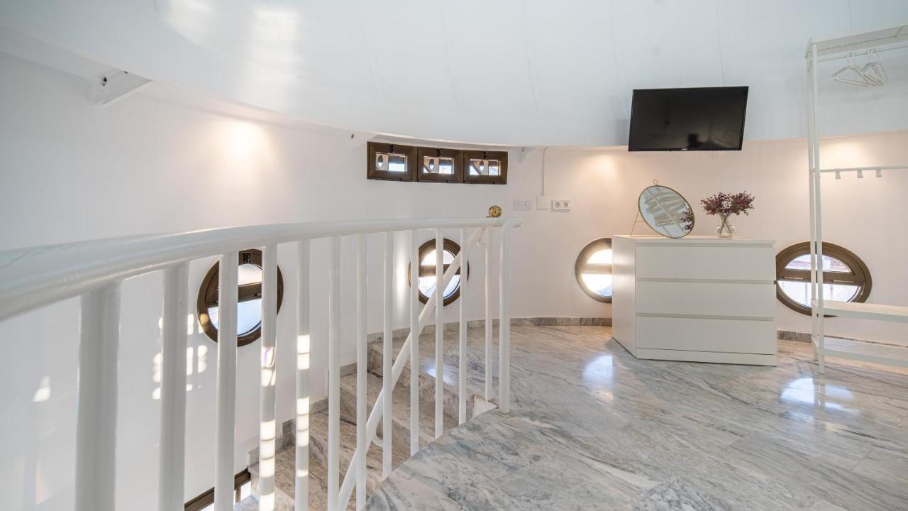 Conjunto De Apartamentos Antiguo Palacio Hotel Paris Huelva Eksteriør bilde